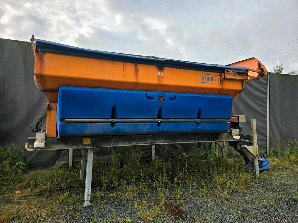 Schmidt Stratos S80 8m3 Salzstreuer Salzsilo Aufbaustreuer LKW Winterdienst Küpper-Weisser - Smėlio/ Druskos barstytuvas: foto 2 Schmidt Stratos S80 8m3 Salzstreuer Salzsilo Aufbaustreuer LKW Winterdienst Küpper-Weisser - Smėlio/ Druskos barstytuvas: foto 2