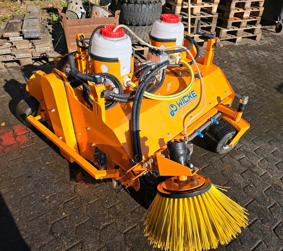 Wicke LSD 120 RA Laubsaugdüse Kehrmaschine Laubsauger für Hansa M31 - Rotacinė šluota: foto 5 Wicke LSD 120 RA Laubsaugdüse Kehrmaschine Laubsauger für Hansa M31 - Rotacinė šluota: foto 5