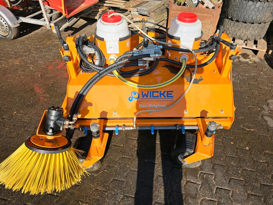 Wicke LSD 120 RA Laubsaugdüse Kehrmaschine Laubsauger für Hansa M31 - Rotacinė šluota: foto 2 Wicke LSD 120 RA Laubsaugdüse Kehrmaschine Laubsauger für Hansa M31 - Rotacinė šluota: foto 2