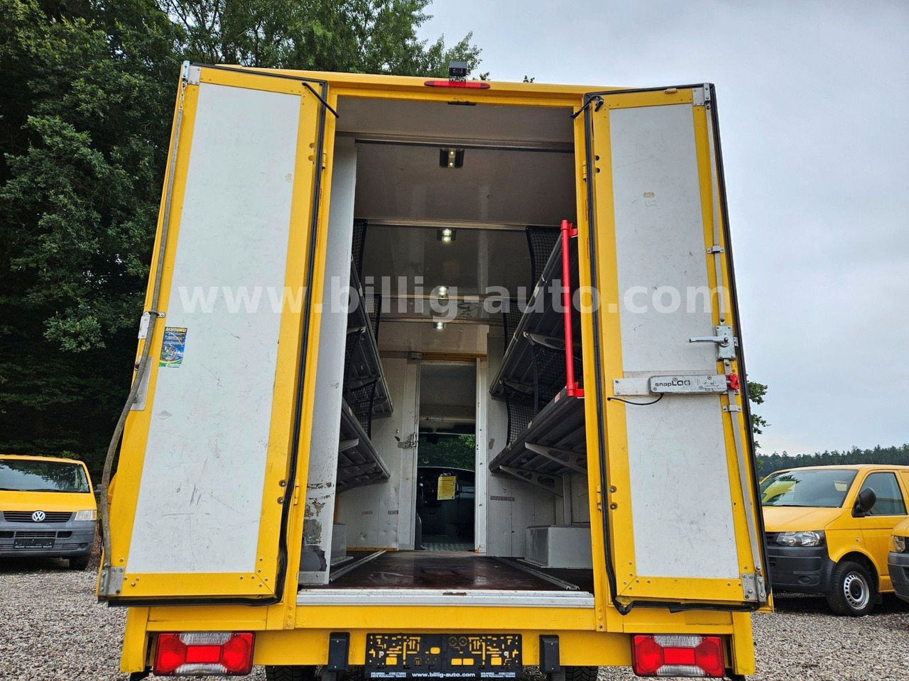 Iveco Daily 1.Hand*EU4* Regale Integralkoffer DHL POST - Autoparduotuvė: foto 5 Iveco Daily 1.Hand*EU4* Regale Integralkoffer DHL POST - Autoparduotuvė: foto 5