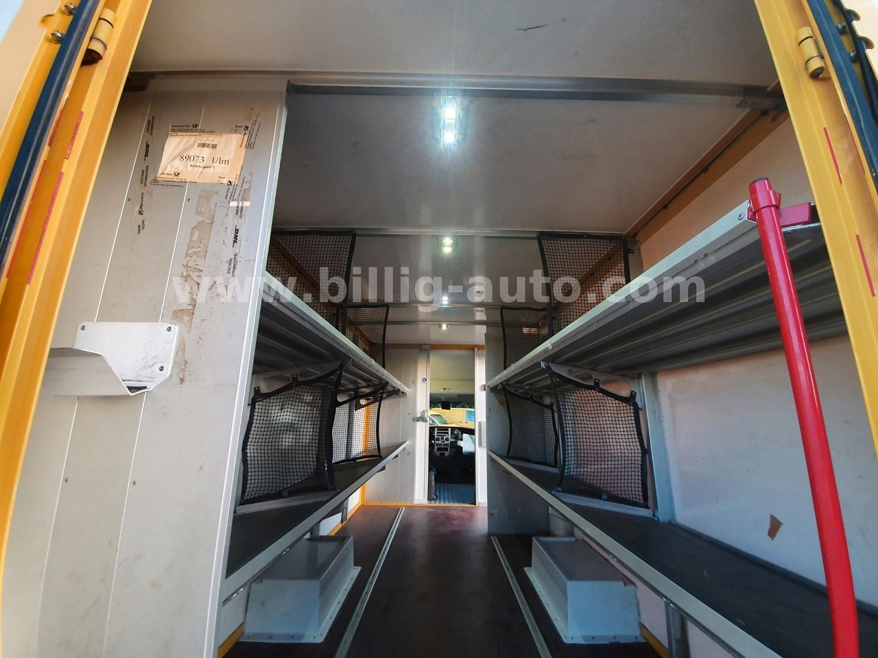 Furgonas su krovinių dėže Iveco Daily Koffer*Maxi*ideal als Foodtruck Camper: foto 10