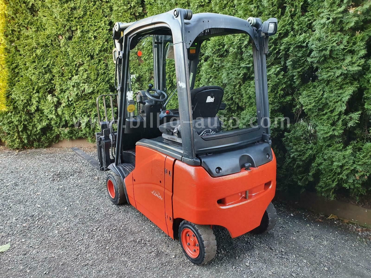 Linde E18 PH 4-Rad Seitenschieber*Zinkenverstellung* - Elektrinis krautuvas: foto 4 Linde E18 PH 4-Rad Seitenschieber*Zinkenverstellung* - Elektrinis krautuvas: foto 4