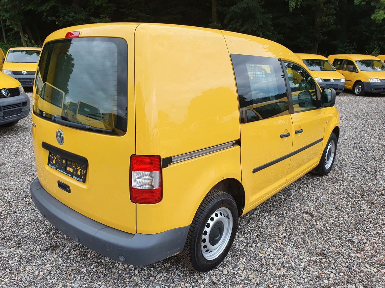 Volkswagen Caddy 2.0 SDI*1.Hand*2-Sitzer*2xSchiebetüre - Mažas furgonas: foto 3 Volkswagen Caddy 2.0 SDI*1.Hand*2-Sitzer*2xSchiebetüre - Mažas furgonas: foto 3