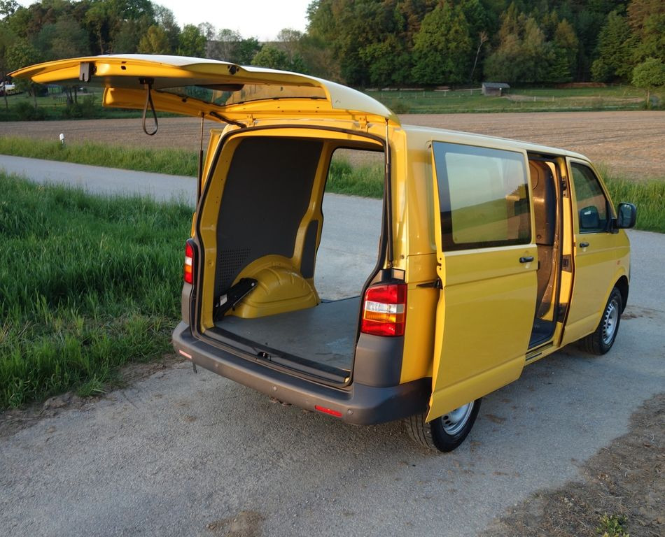 Volkswagen T5 1.9 TDI Transporter 2xSchiebetüre 1.Hand - Mikroautobusas, Keleivinis furgonas: foto 5 Volkswagen T5 1.9 TDI Transporter 2xSchiebetüre 1.Hand - Mikroautobusas, Keleivinis furgonas: foto 5