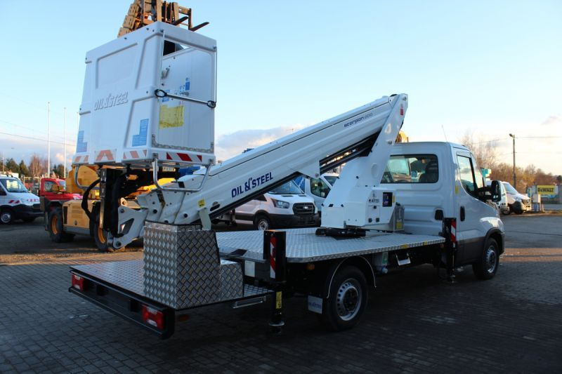 Oil&Steel Scorpion 2013 - 20 m zamontowany na Iveco 35S14H - Autobokštelio: foto 3 Oil&Steel Scorpion 2013 - 20 m zamontowany na Iveco 35S14H - Autobokštelio: foto 3