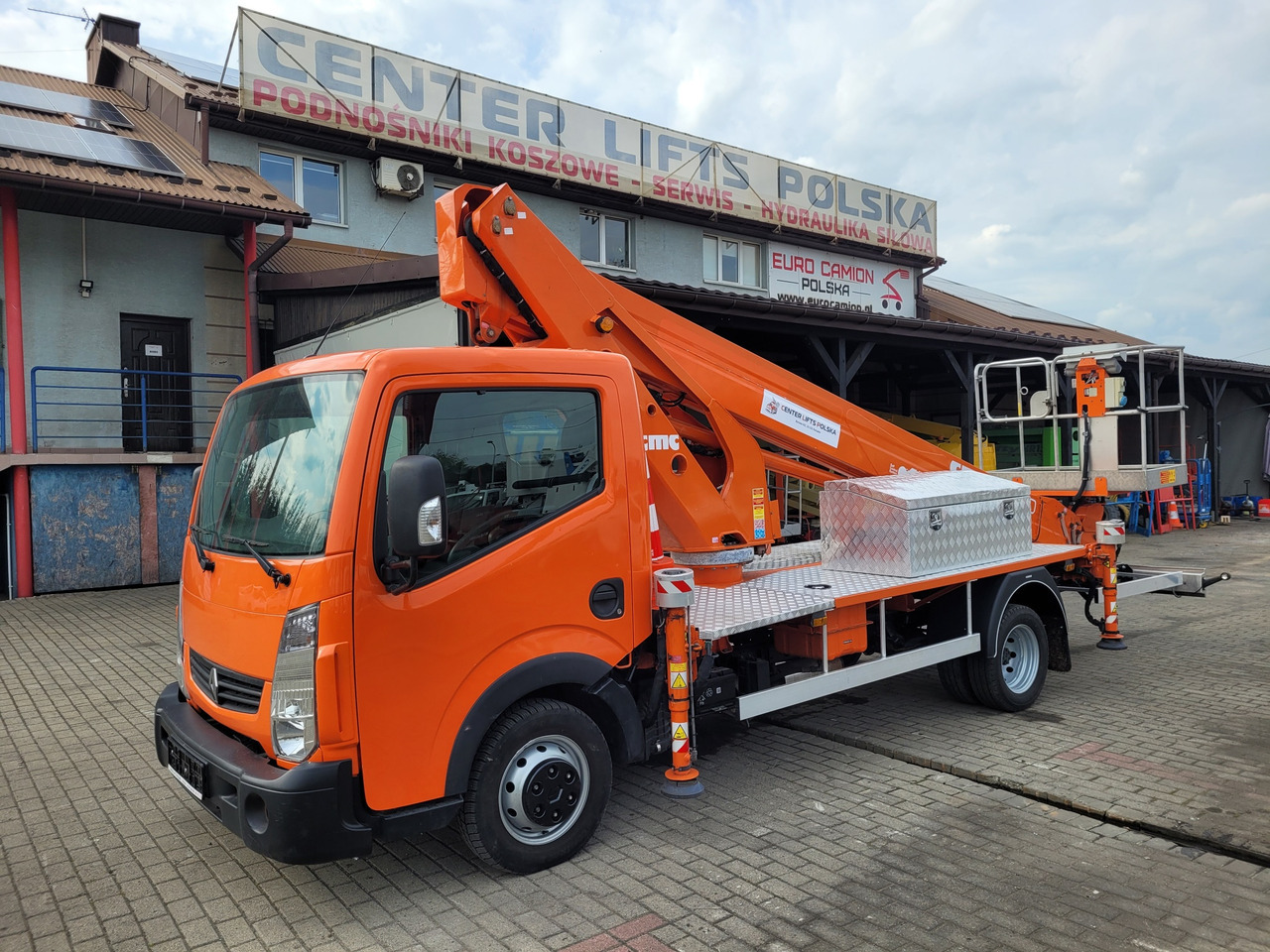 Renault Maxity podnośnik koszowy 25 m CMC PLA250 bucket truck boom lift - Autobokštelio: foto 1 Renault Maxity podnośnik koszowy 25 m CMC PLA250 bucket truck boom lift - Autobokštelio: foto 1