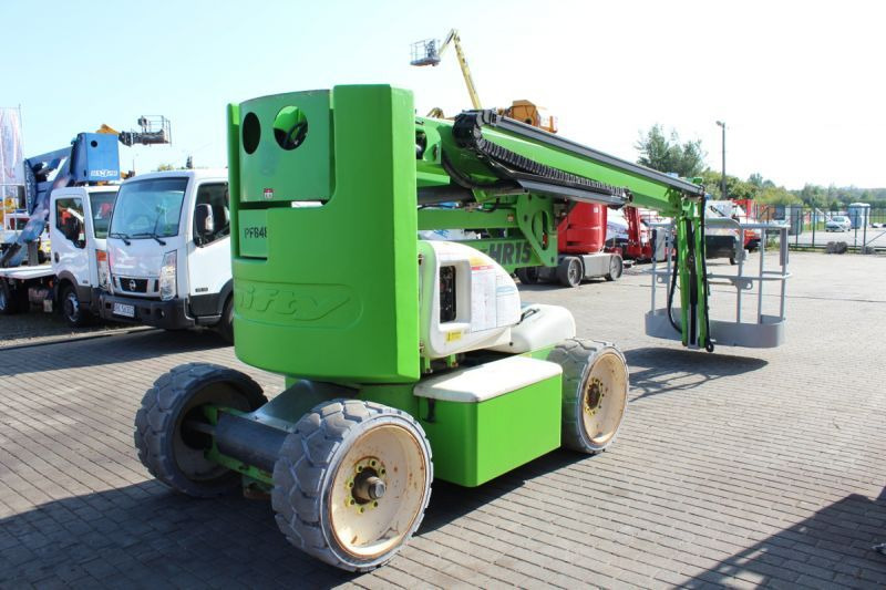 Podnośnik koszowy samojezdny Niftylift HR15 NDE bi-energy - Alkūninis keltuvas: foto 3 Podnośnik koszowy samojezdny Niftylift HR15 NDE bi-energy - Alkūninis keltuvas: foto 3