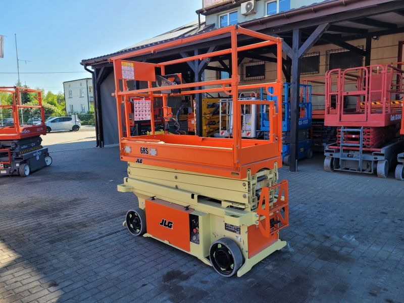 Podnośnik nożycowy elektryczny 8 m JLG 6RS - Žirklinis keltuvas: foto 4 Podnośnik nożycowy elektryczny 8 m JLG 6RS - Žirklinis keltuvas: foto 4