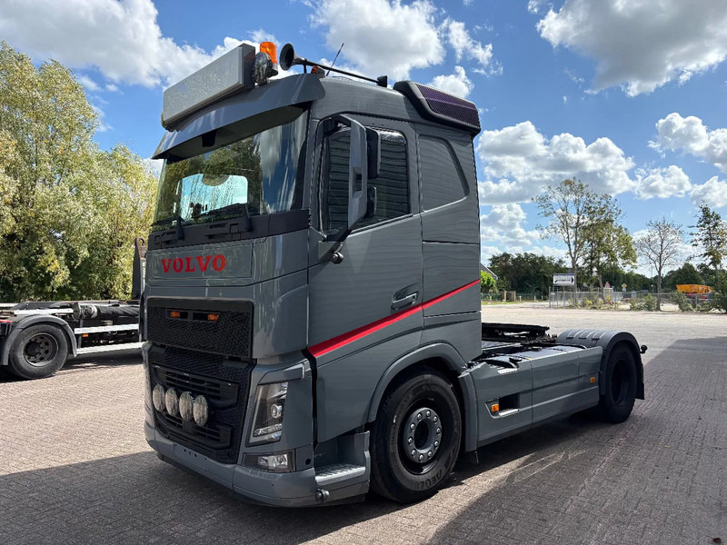 Volvo FH 500 / DUAL CLUCH / DYNAMIC STEERING / LUCHTGEVEERD CHASSIS / - Vilkikas: foto 2 Volvo FH 500 / DUAL CLUCH / DYNAMIC STEERING / LUCHTGEVEERD CHASSIS / - Vilkikas: foto 2