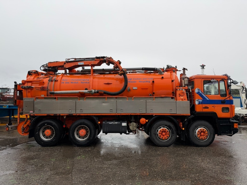 MAN 32.402 VF 8x4 - Asenizatorius: foto 3 MAN 32.402 VF 8x4 - Asenizatorius: foto 3