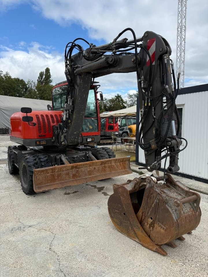 Terex TW 85 - Ratinis ekskavatorius: foto 4 Terex TW 85 - Ratinis ekskavatorius: foto 4