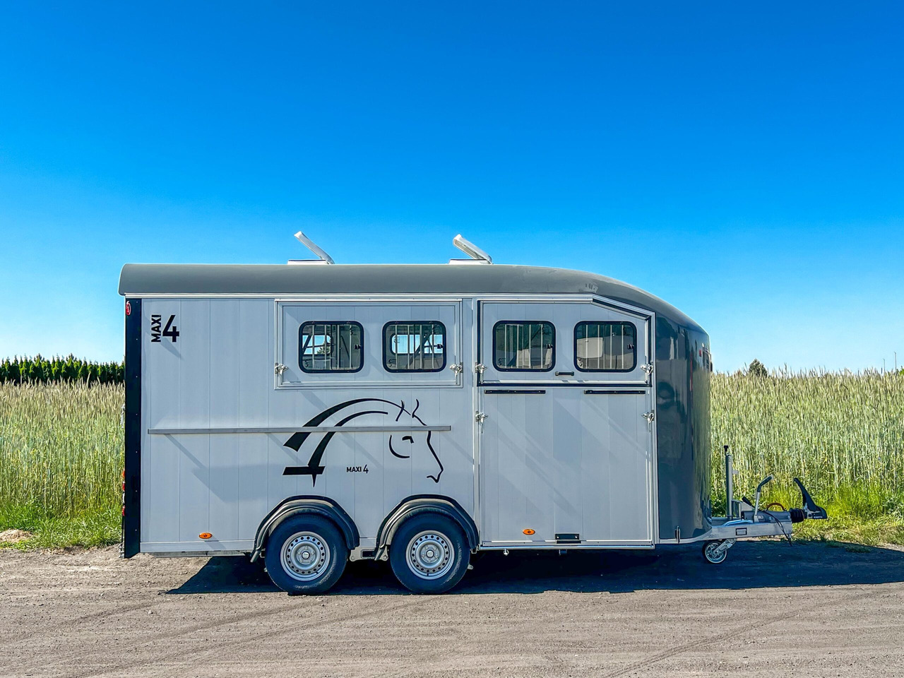 CHEVAL LIBERTÉ MAXI 4 - OPTIMAX - Priekaba žirgams vežti: foto 4 CHEVAL LIBERTÉ MAXI 4 - OPTIMAX - Priekaba žirgams vežti: foto 4