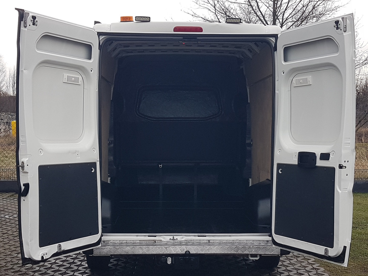 CITROEN JUMPER 6 OSÓB DUCATO BOXER KLIMA BRYGADÓWKA DŁUGI WYSOKI - Komercinis automobilis su dviguba kabina: foto 5 CITROEN JUMPER 6 OSÓB DUCATO BOXER KLIMA BRYGADÓWKA DŁUGI WYSOKI - Komercinis automobilis su dviguba kabina: foto 5