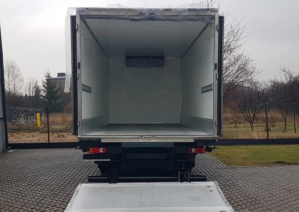 DAF LF 45.180 WINDA CHŁODNIA 15EP 6,20x2,45x2,19 KLIMA - Refrižeratorius sunkvežimis: foto 5 DAF LF 45.180 WINDA CHŁODNIA 15EP 6,20x2,45x2,19 KLIMA - Refrižeratorius sunkvežimis: foto 5