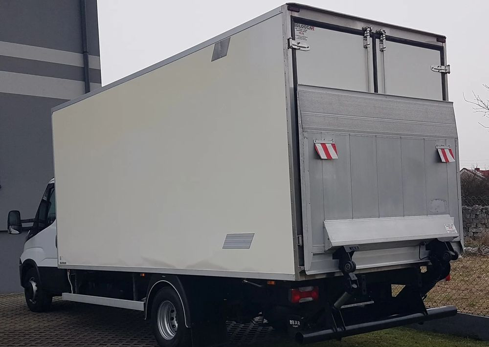 Iveco Daily 70-170 WINDA CHŁODNIA 10EP AGREGAT IZOTERMA - Refrižeratorius sunkvežimis: foto 3 Iveco Daily 70-170 WINDA CHŁODNIA 10EP AGREGAT IZOTERMA - Refrižeratorius sunkvežimis: foto 3