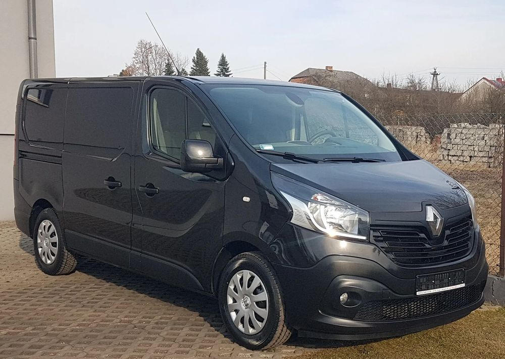 Renault TRAFIC KLIMA TEMPOMAT 1,6 DCI 145 BLASZAK VAN FURGON KRAJOWY L1H1 - Mažas furgonas: foto 1 Renault TRAFIC KLIMA TEMPOMAT 1,6 DCI 145 BLASZAK VAN FURGON KRAJOWY L1H1 - Mažas furgonas: foto 1