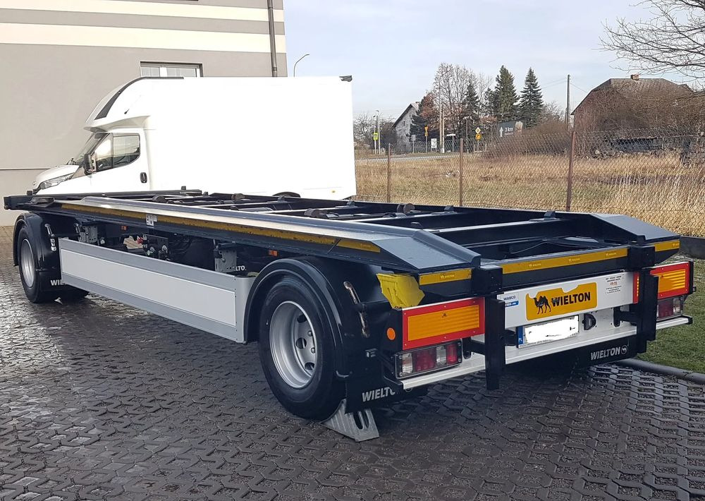 Wielton PS-2 PRZYCZEPA POD KONTENERY DO HAKOWCA 2 OSIE BLIŹNIAKI HUFFERMANN MEILLER ZASŁAW SKIBICKI - Kablio/ Skip loader priekaba: foto 3 Wielton PS-2 PRZYCZEPA POD KONTENERY DO HAKOWCA 2 OSIE BLIŹNIAKI HUFFERMANN MEILLER ZASŁAW SKIBICKI - Kablio/ Skip loader priekaba: foto 3