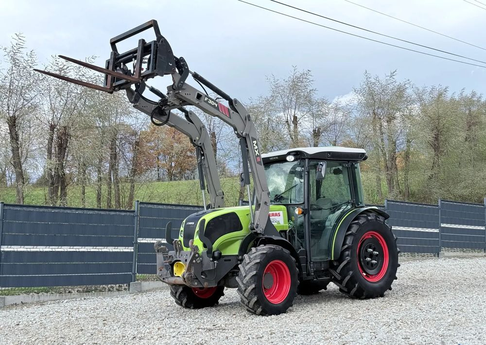 Claas * Ciągnik Traktor CLAAS 240 F NEXOS * 4x4 * Sadowniczy * Tur MX F304 * TUZ * Wałek WOM - Traktorius: foto 1 Claas * Ciągnik Traktor CLAAS 240 F NEXOS * 4x4 * Sadowniczy * Tur MX F304 * TUZ * Wałek WOM - Traktorius: foto 1
