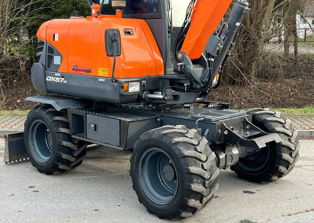 Doosan DOOSAN DX57W *ROTOTILT* 2200 Motogodzin * Jak Nowa * Sprowadzona * Stan Perfekcyjny - Ratinis ekskavatorius: foto 5 Doosan DOOSAN DX57W *ROTOTILT* 2200 Motogodzin * Jak Nowa * Sprowadzona * Stan Perfekcyjny - Ratinis ekskavatorius: foto 5