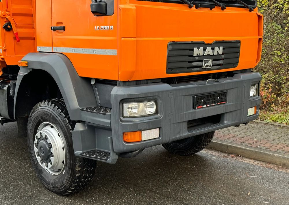 MAN * LE 280 B * MAN * 4x4 * Kiper Wywrotka x3 * Meiller * Sprowadzony * Stan Perfekcyjny * - Savivartis sunkvežimis: foto 3 MAN * LE 280 B * MAN * 4x4 * Kiper Wywrotka x3 * Meiller * Sprowadzony * Stan Perfekcyjny * - Savivartis sunkvežimis: foto 3
