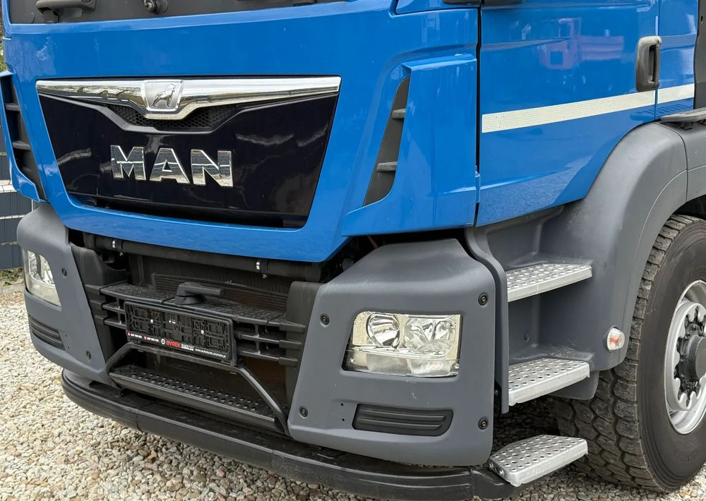 MAN * MAN 18.440 TGS * 4x4 * HDS Fassi F215 * Sprowadzony * 95 000 KM ! * Stan Jak Nowy - Platforminis/ Bortinis sunkvežimis, Sunkvežimis su kranu: foto 3 MAN * MAN 18.440 TGS * 4x4 * HDS Fassi F215 * Sprowadzony * 95 000 KM ! * Stan Jak Nowy - Platforminis/ Bortinis sunkvežimis, Sunkvežimis su kranu: foto 3