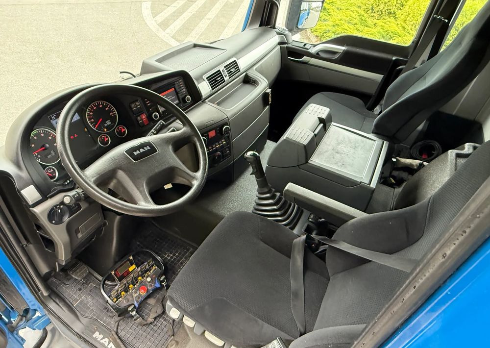 MAN * MAN 18.440 TGS * 4x4 * HDS Fassi F215 * Sprowadzony * 95 000 KM ! * Stan Jak Nowy - Platforminis/ Bortinis sunkvežimis, Sunkvežimis su kranu: foto 3 MAN * MAN 18.440 TGS * 4x4 * HDS Fassi F215 * Sprowadzony * 95 000 KM ! * Stan Jak Nowy - Platforminis/ Bortinis sunkvežimis, Sunkvežimis su kranu: foto 3