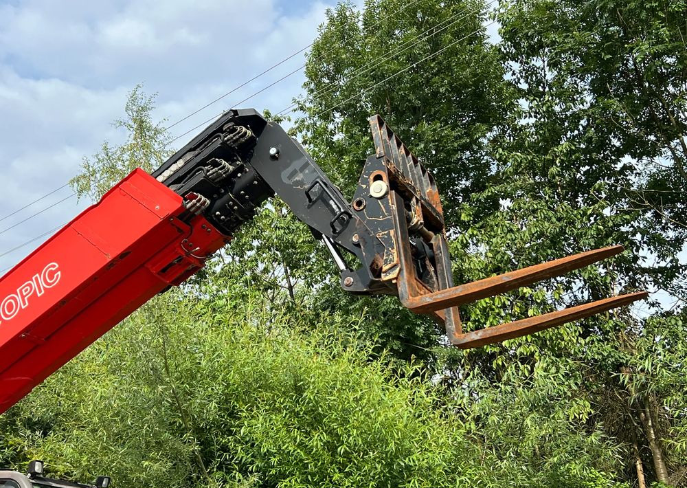 Manitou ŁADOWARKA TELESKOPOWA MANITOU MRT 2150 STAN IDEALNY - Teleskopinis krautuvas: foto 3 Manitou ŁADOWARKA TELESKOPOWA MANITOU MRT 2150 STAN IDEALNY - Teleskopinis krautuvas: foto 3