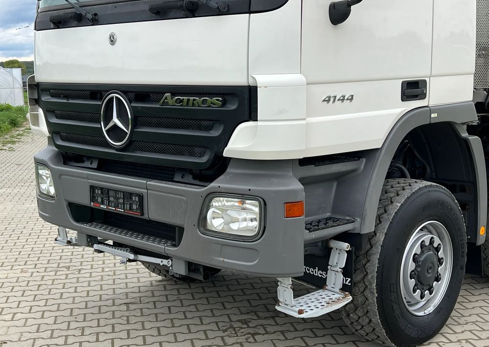 Mercedes-Benz * HDS Palfinger 150002 + FLY JIB PJ 170 * Mercedes Actros 8x6 * Dźwig * 40 TON * Wyciągarka * 35 Metrów * Kosz * - Sunkvežimis su kranu: foto 4 Mercedes-Benz * HDS Palfinger 150002 + FLY JIB PJ 170 * Mercedes Actros 8x6 * Dźwig * 40 TON * Wyciągarka * 35 Metrów * Kosz * - Sunkvežimis su kranu: foto 4