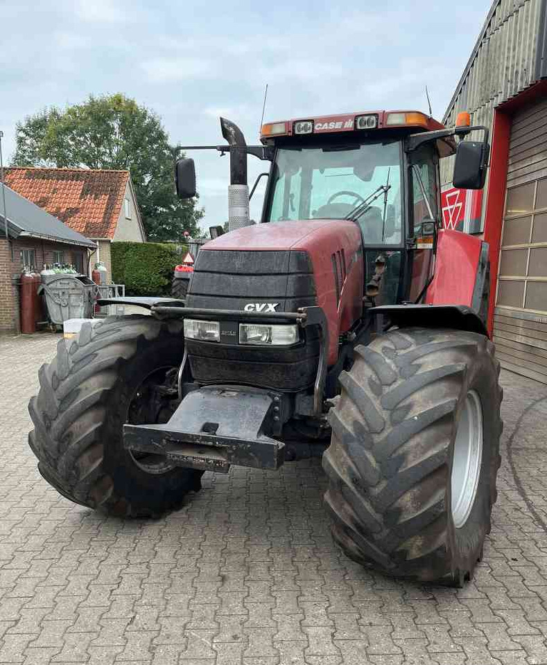 Case-IH CVX 1135 Tractoren - Traktorius: foto 3 Case-IH CVX 1135 Tractoren - Traktorius: foto 3