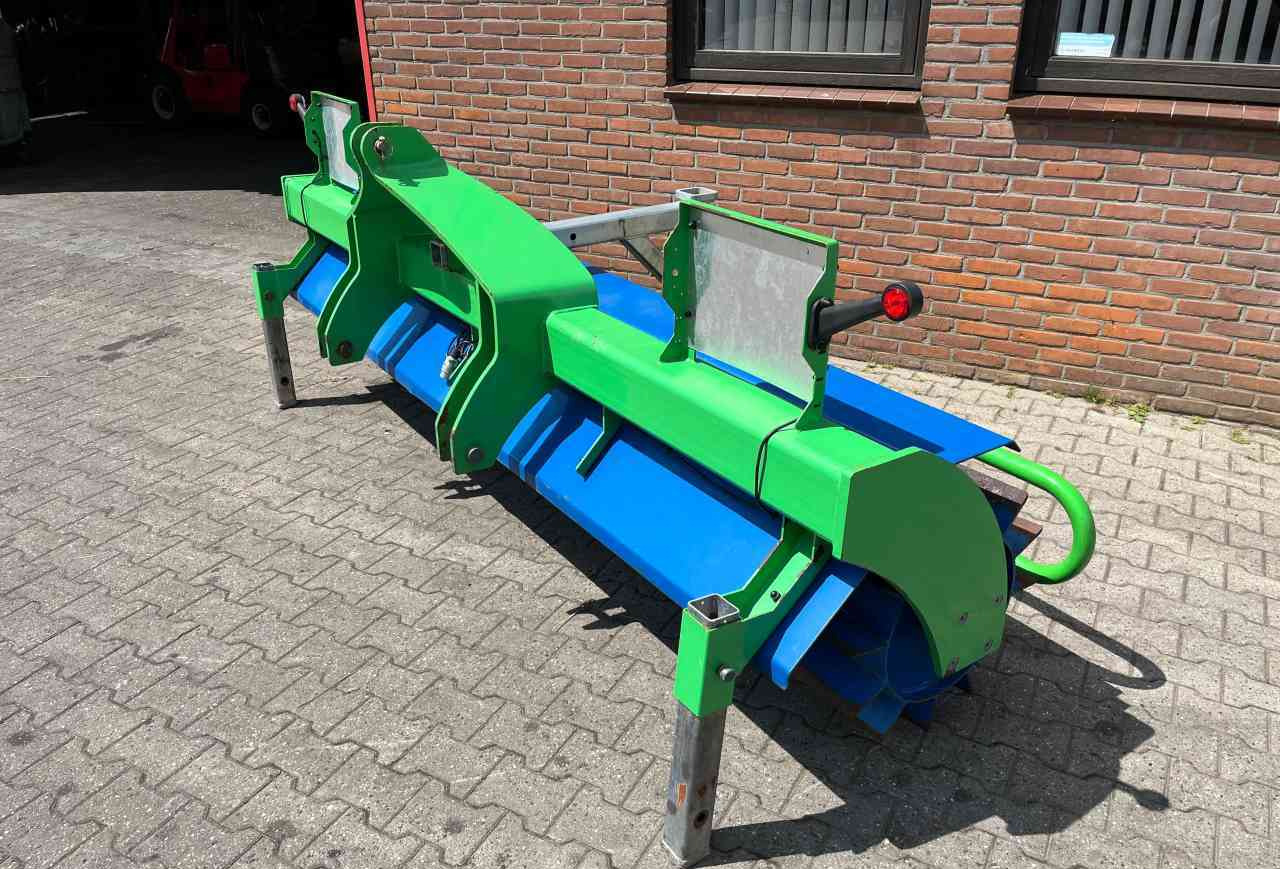 Ceres GreenCutter GC-600 diversen - Tankinimo volas: foto 3 Ceres GreenCutter GC-600 diversen - Tankinimo volas: foto 3