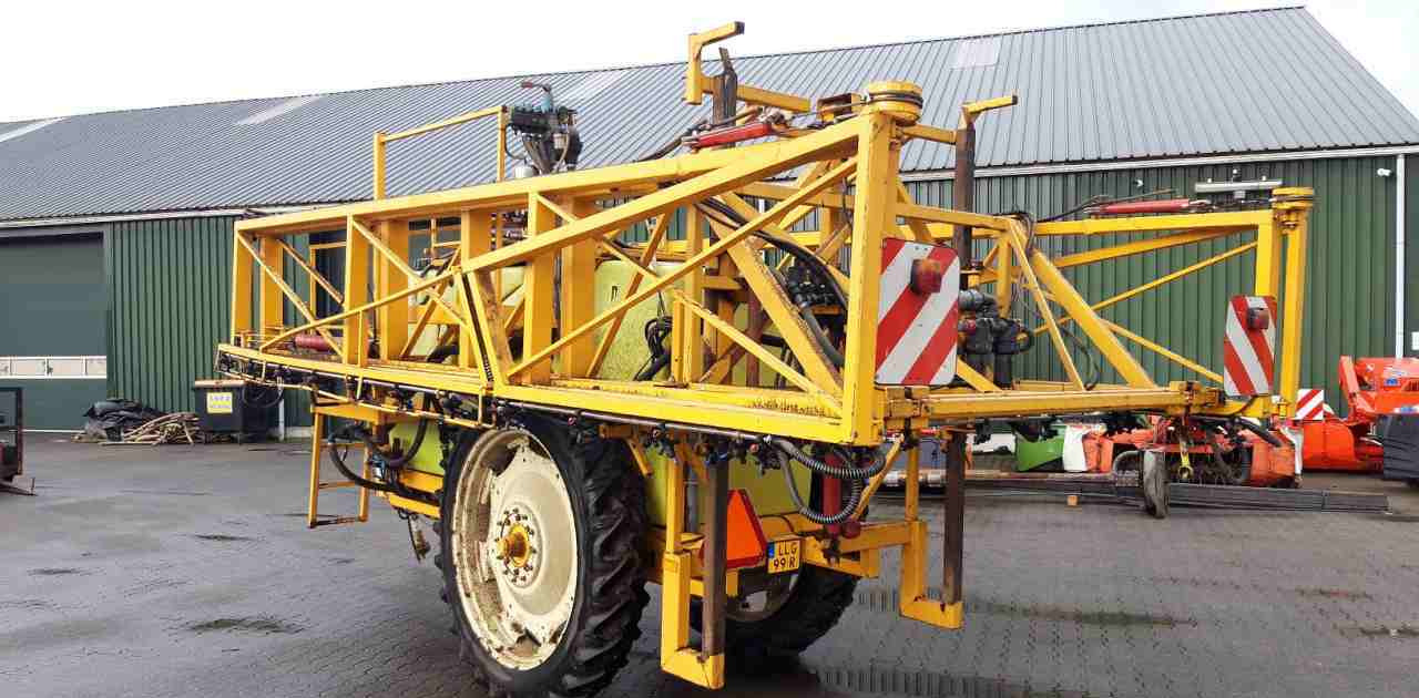 Dubex Vector 33 m. 3200 l. veldspuiten - Prikabinamas purkštuvas: foto 4 Dubex Vector 33 m. 3200 l. veldspuiten - Prikabinamas purkštuvas: foto 4