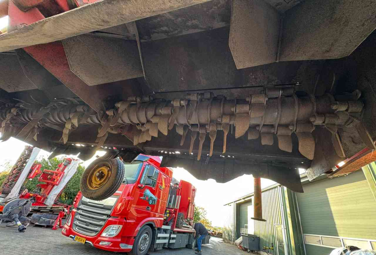 Grimme KS3000 - Bulvienojų smulkintuvas: foto 4 Grimme KS3000 - Bulvienojų smulkintuvas: foto 4