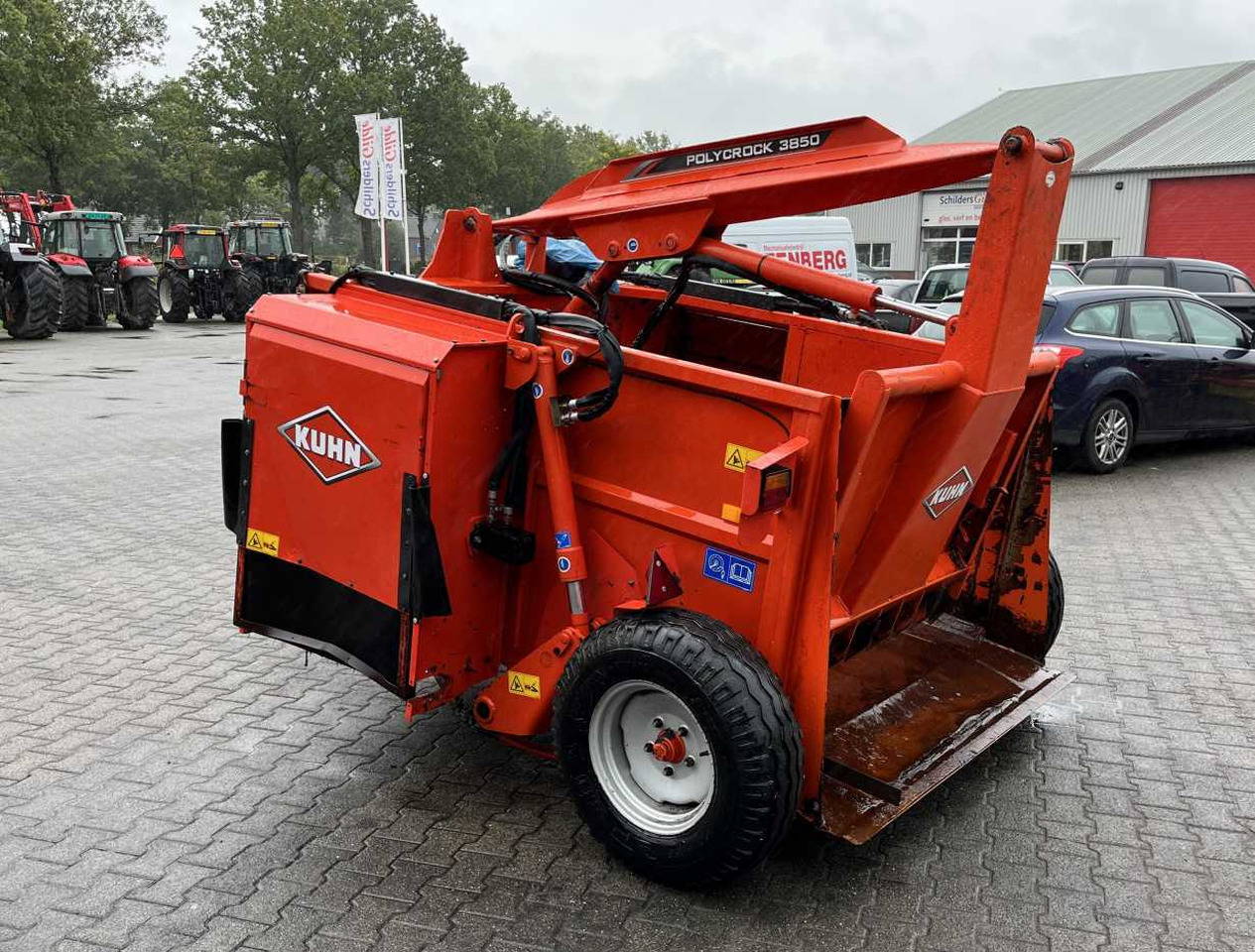 Kuhn Polycrock 3850 voermachines - Pašarų maišytuvas: foto 4 Kuhn Polycrock 3850 voermachines - Pašarų maišytuvas: foto 4
