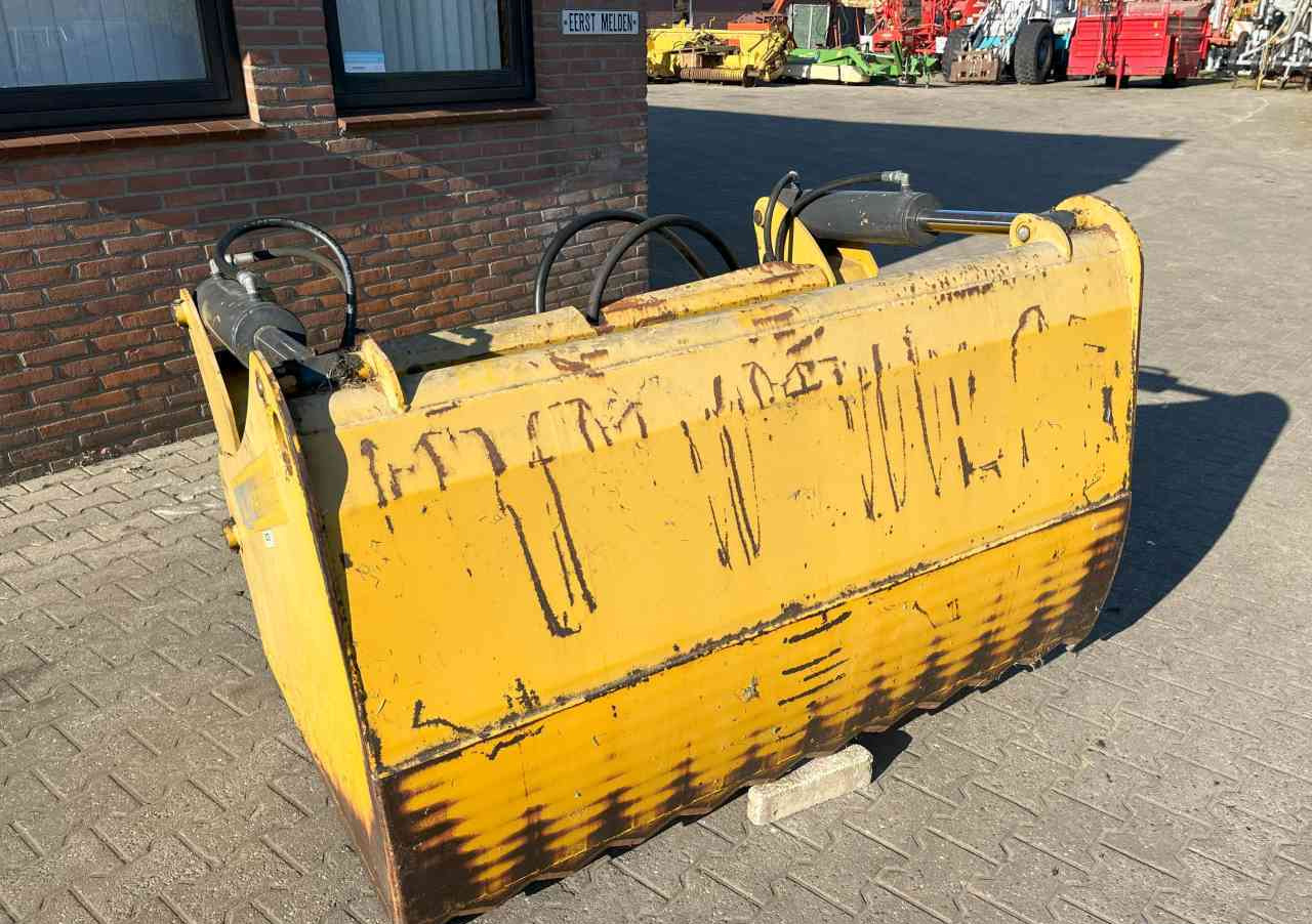 Mammut Kuilhapper Euro aansluiting voermachines - Siloso įranga: foto 3 Mammut Kuilhapper Euro aansluiting voermachines - Siloso įranga: foto 3