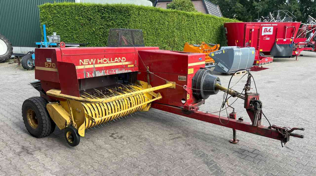 New Holland 570 Balepers pers pakkenperk weidebouwmachines - Stačiakampių ryšulių presas: foto 4 New Holland 570 Balepers pers pakkenperk weidebouwmachines - Stačiakampių ryšulių presas: foto 4