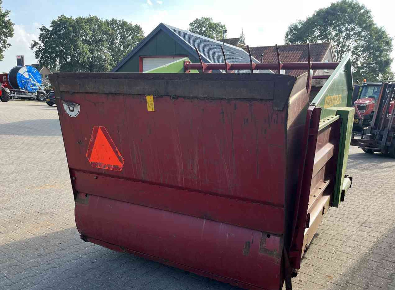 Strautmann BVW Blokkenwagen doseerwagen voermachines - Pašarų maišytuvas: foto 3 Strautmann BVW Blokkenwagen doseerwagen voermachines - Pašarų maišytuvas: foto 3