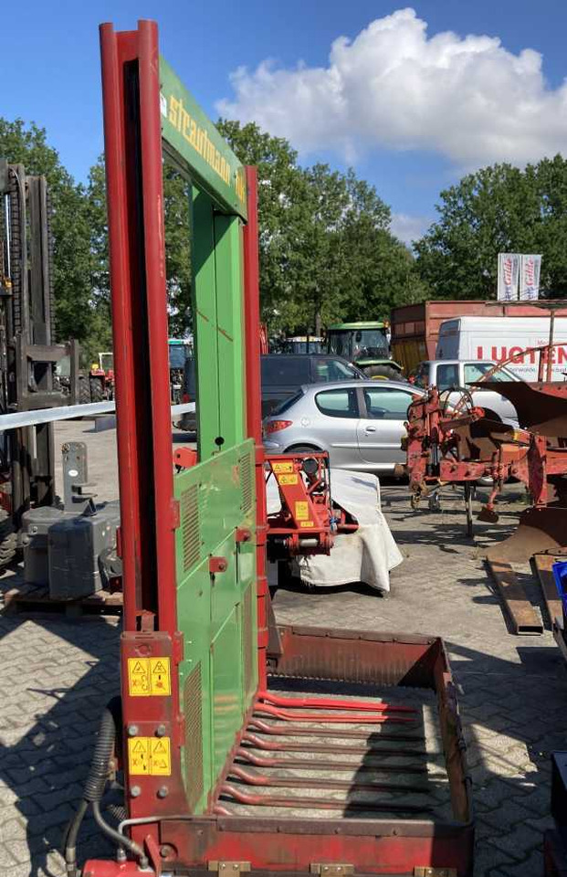 Strautmann Hydrofox HK3 kuilsnijder kuilvoersnijder U snijder voermachines - Siloso įranga: foto 3 Strautmann Hydrofox HK3 kuilsnijder kuilvoersnijder U snijder voermachines - Siloso įranga: foto 3