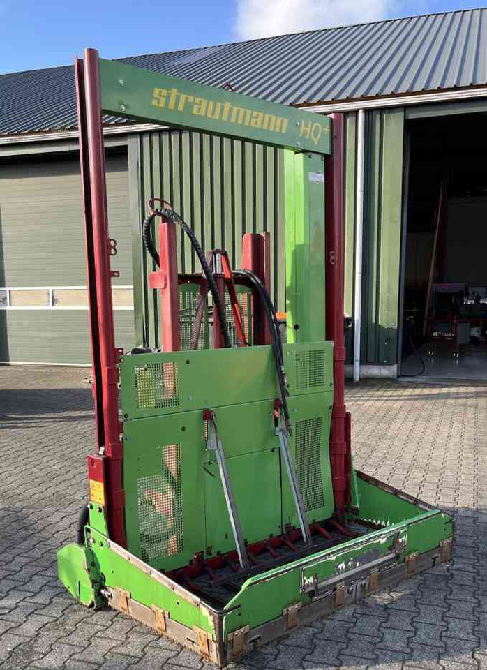 Strautmann Hydrofox HQ plus 2800 Kuilsnijder voermachines - Siloso įranga: foto 2 Strautmann Hydrofox HQ plus 2800 Kuilsnijder voermachines - Siloso įranga: foto 2