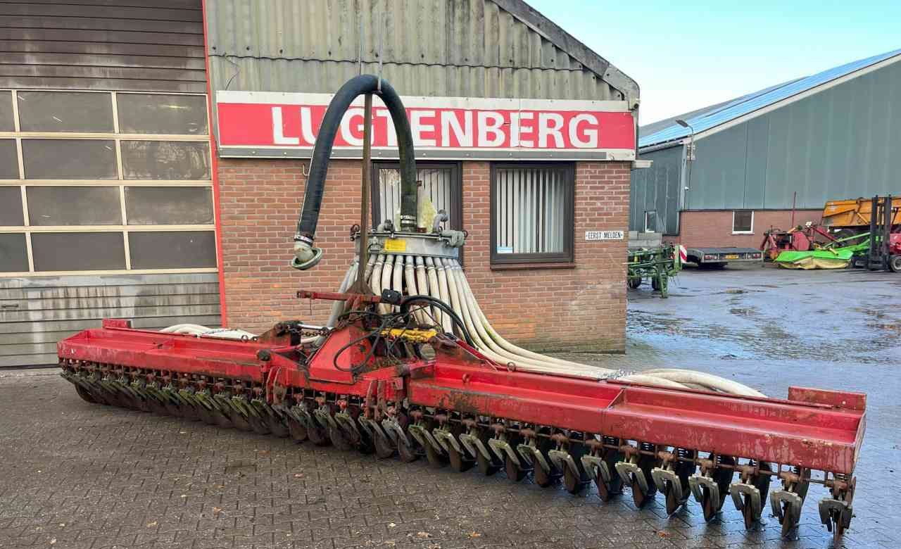 Vredo Zodebemester graslandbemester injecteur mestverwerking - Srutų įterpimas: foto 1 Vredo Zodebemester graslandbemester injecteur mestverwerking - Srutų įterpimas: foto 1