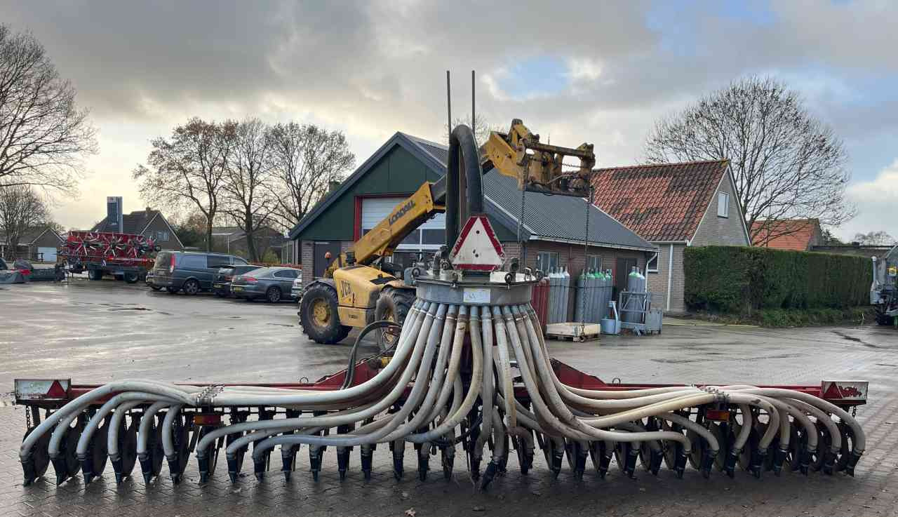 Vredo Zodebemester graslandbemester injecteur mestverwerking - Srutų įterpimas: foto 5 Vredo Zodebemester graslandbemester injecteur mestverwerking - Srutų įterpimas: foto 5
