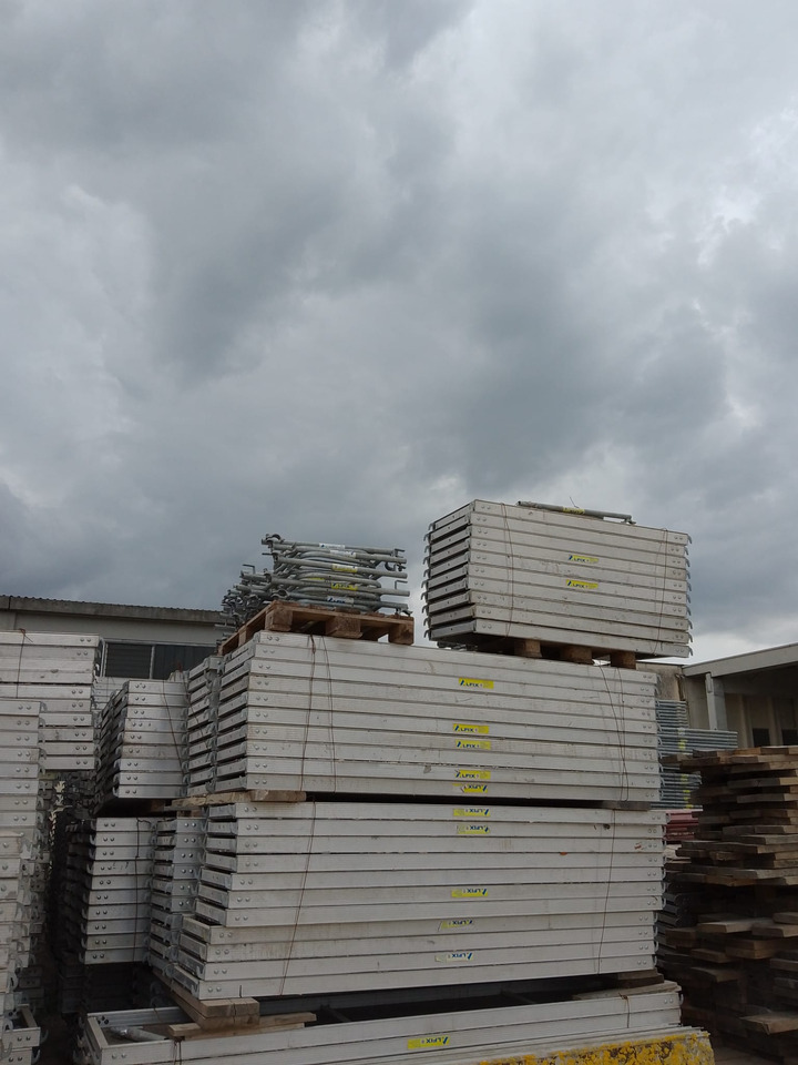 PONTEGGIO ALFIX - Statybinė įranga: foto 1 PONTEGGIO ALFIX - Statybinė įranga: foto 1