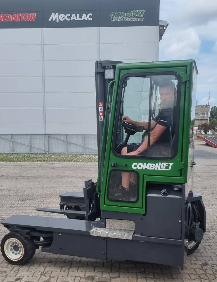 Šakinis krautuvas su privažiavimu iš keturių pusių Combilift C 4000 MK4 DIESEL: foto 13