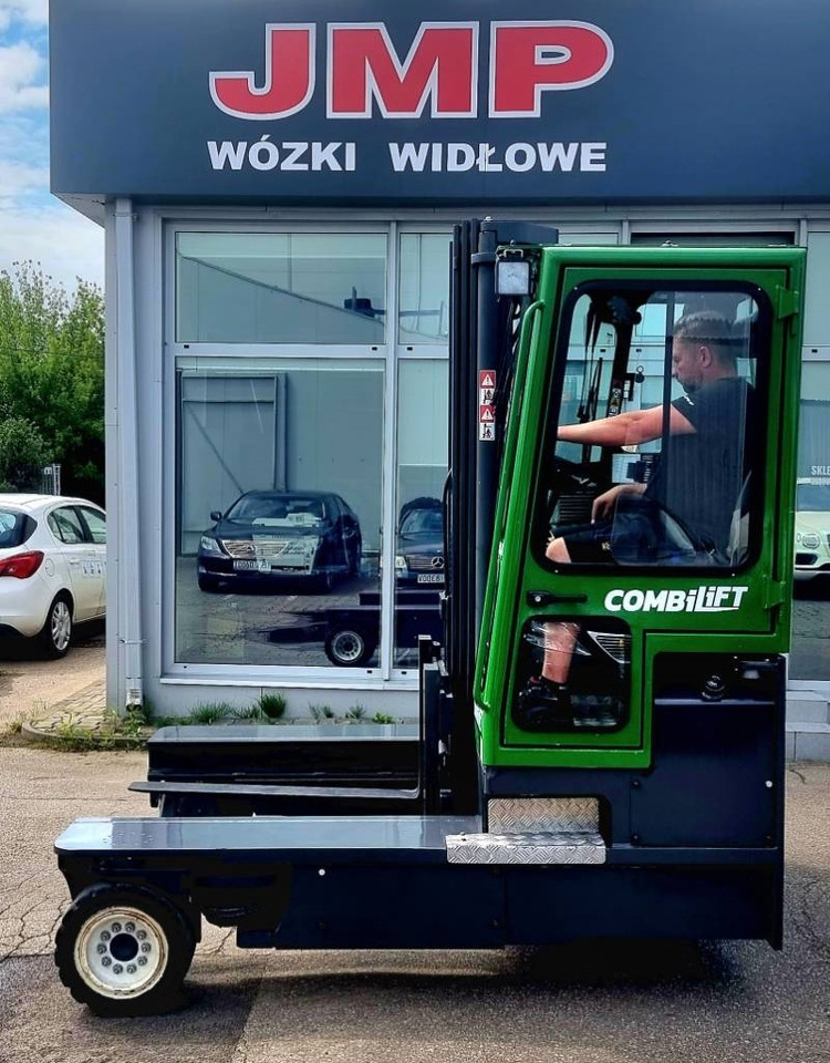Šakinis krautuvas su privažiavimu iš keturių pusių Combilift C 4000 MK4 DIESEL: foto 20