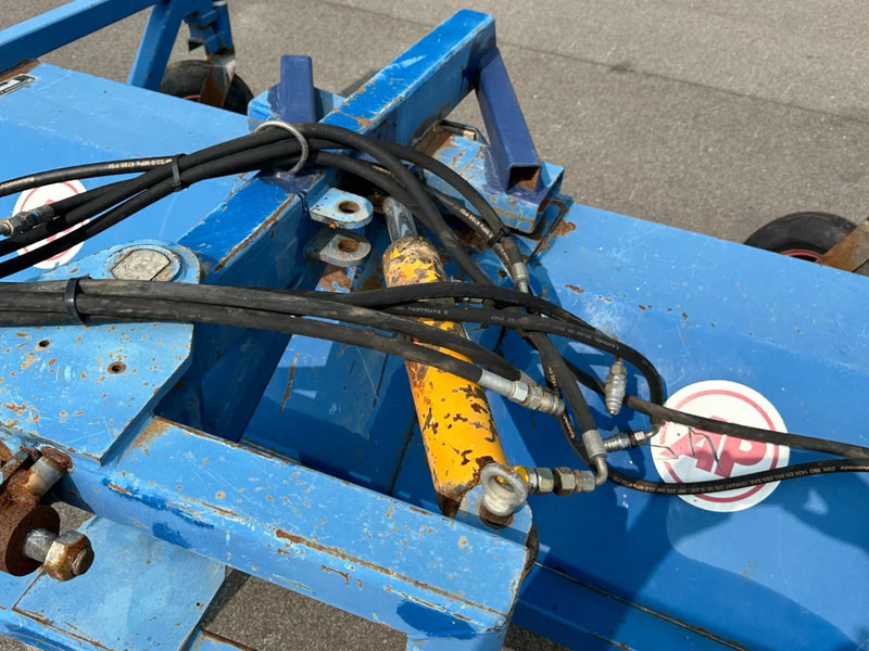 AP VHZ 2500 - Grindų šlavimo mašina: foto 4 AP VHZ 2500 - Grindų šlavimo mašina: foto 4