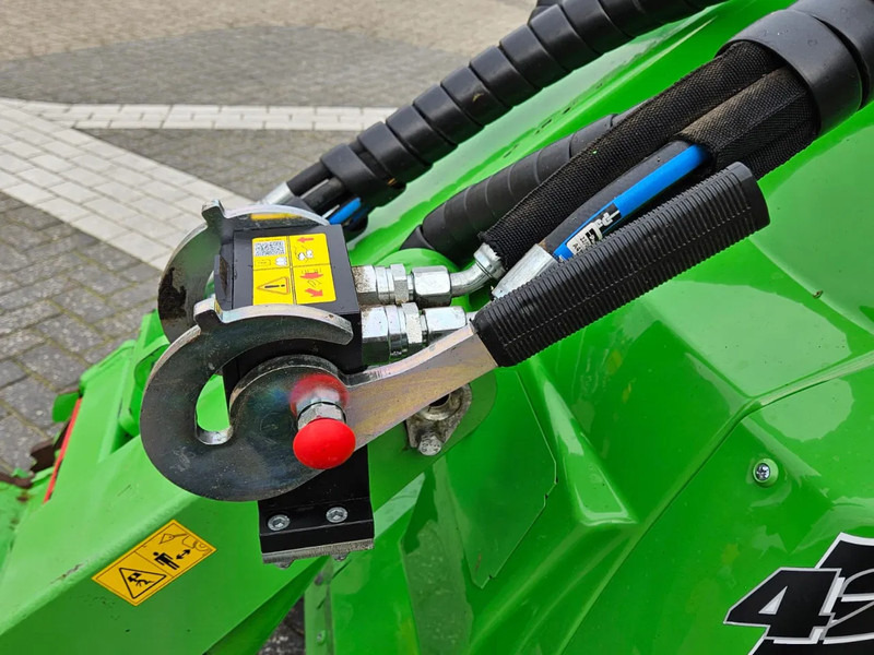 Vikšrinis mini krautuvas Avant 423 mini-shovel: foto 15