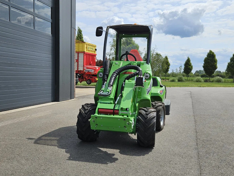 Vikšrinis mini krautuvas Avant 528 Rental mini-shovel: foto 11