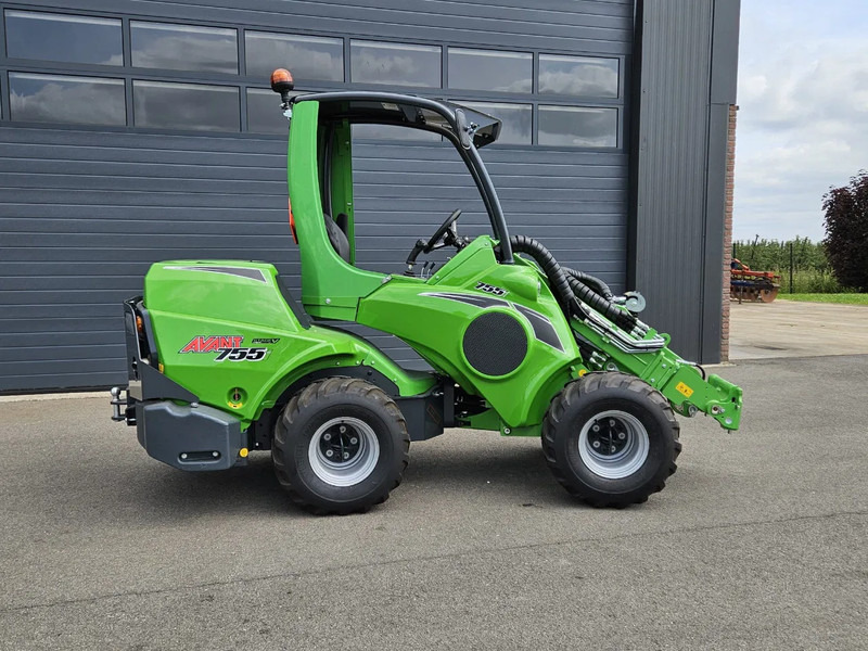 Avant 755i Rental mini-shovel - Vikšrinis mini krautuvas: foto 3 Avant 755i Rental mini-shovel - Vikšrinis mini krautuvas: foto 3