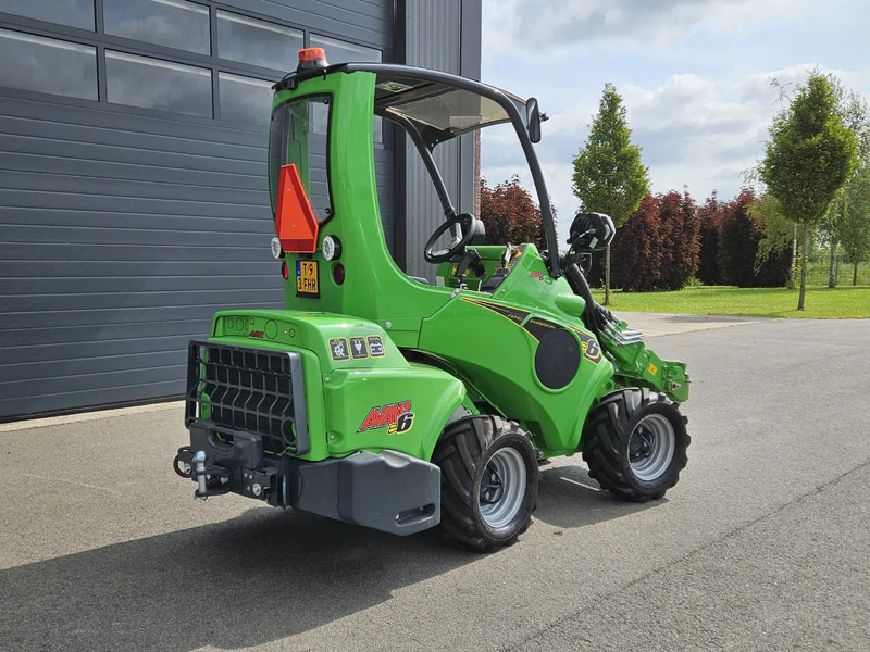 Avant E6 Mini-shovel - Vikšrinis mini krautuvas: foto 4 Avant E6 Mini-shovel - Vikšrinis mini krautuvas: foto 4