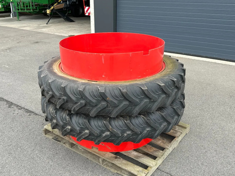 Taurus dubbellucht wielen - Padangos ir ratlankiai - Žemės ūkio technika: foto 2 Taurus dubbellucht wielen - Padangos ir ratlankiai - Žemės ūkio technika: foto 2