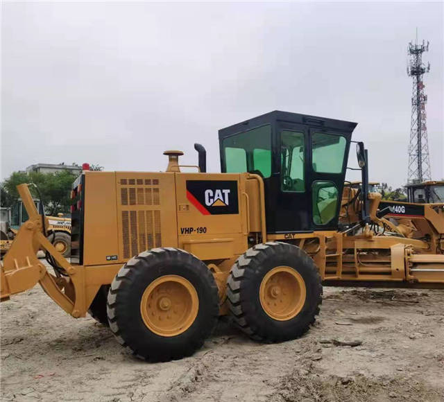 CAT Caterpillar 140 G Motor Grader Warranty up to 10 YEARS | CAT Caterpillar 140 G рівнинна машина Гарантія до 10 РОКІВ - Greideris: foto 2 CAT Caterpillar 140 G Motor Grader Warranty up to 10 YEARS | CAT Caterpillar 140 G рівнинна машина Гарантія до 10 РОКІВ - Greideris: foto 2